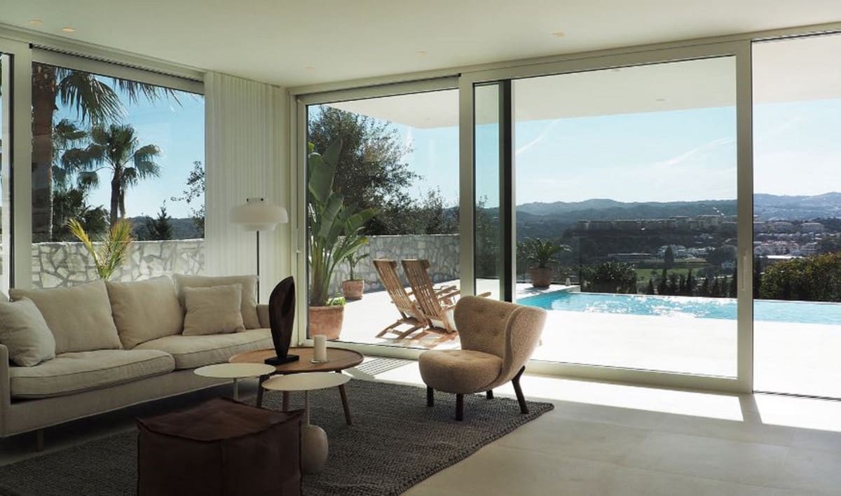 4 soverom Villa til salgs i Mijas Costa med svømmebasseng garasje - € 1 300 000 (Ref: 6453601)