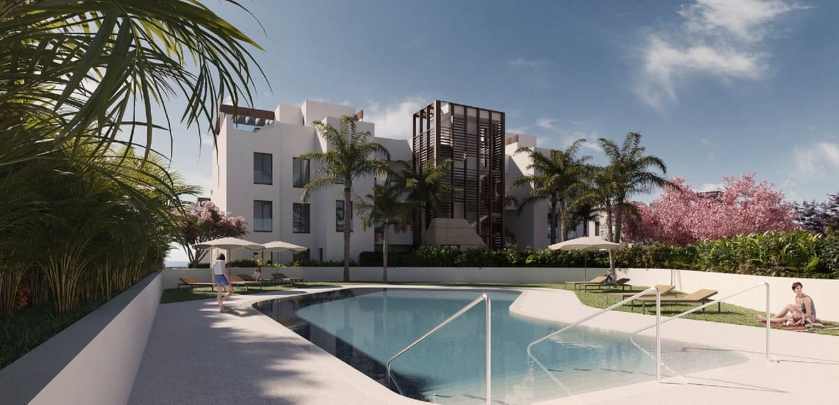 4 bedroom Apartment for sale in Nueva Andalucia with pool garage - € 921,000 (Ref: 7070706)