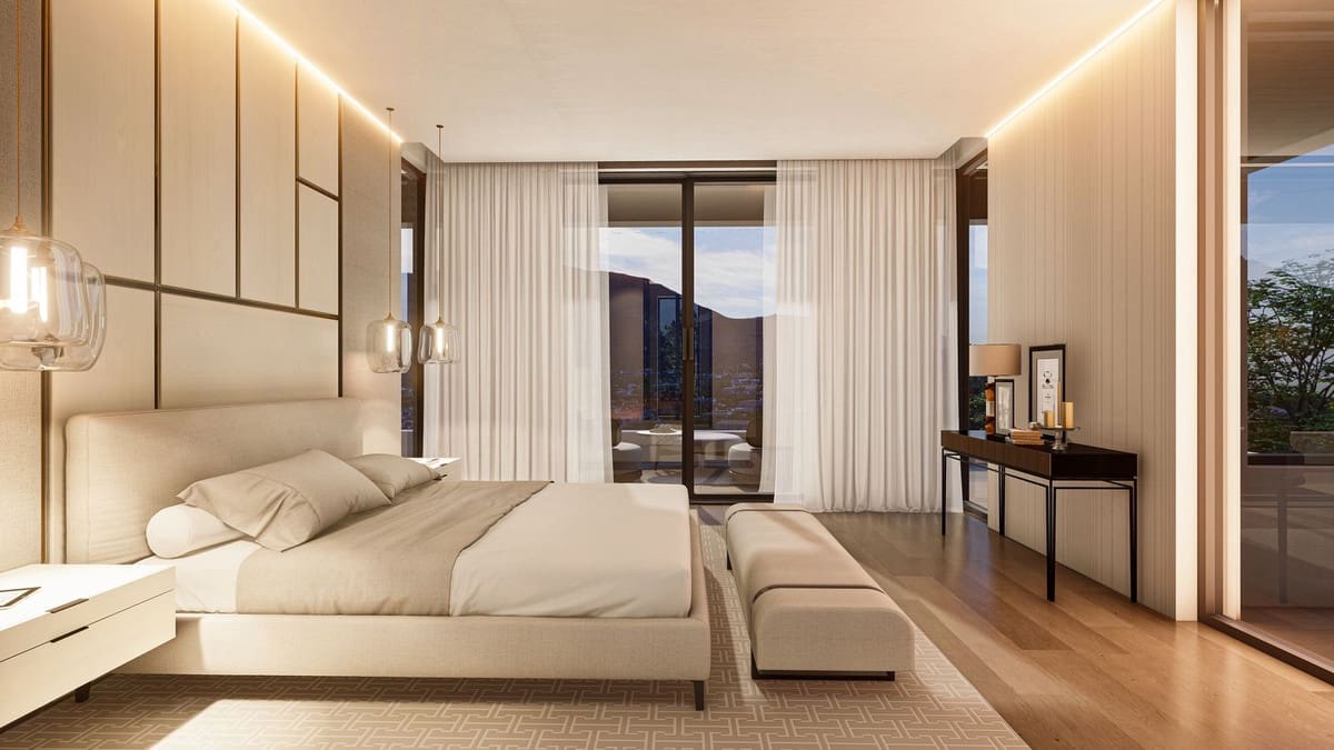 4 bedroom Villa for sale in Nueva Andalucia with pool garage - € 4,995,000 (Ref: 7070740)