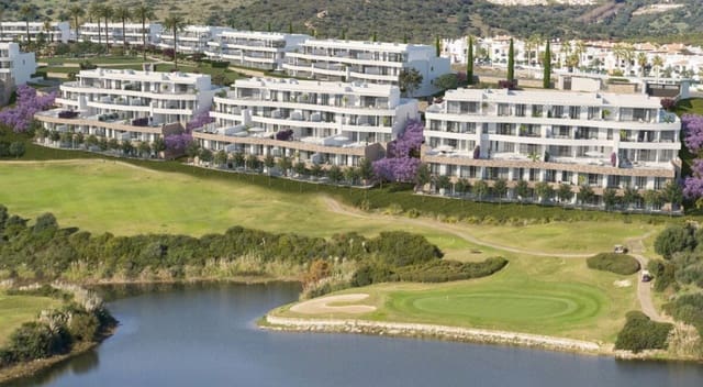 2 soveværelse Lejlighed til salg i La Alcaidesa med swimmingpool garage - € 514.000 (Ref: 7070753)