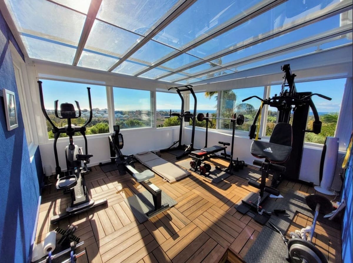 4 sovrum Villa till salu i Benahavis med pool - 1 850 000 € (Ref: 7070754)