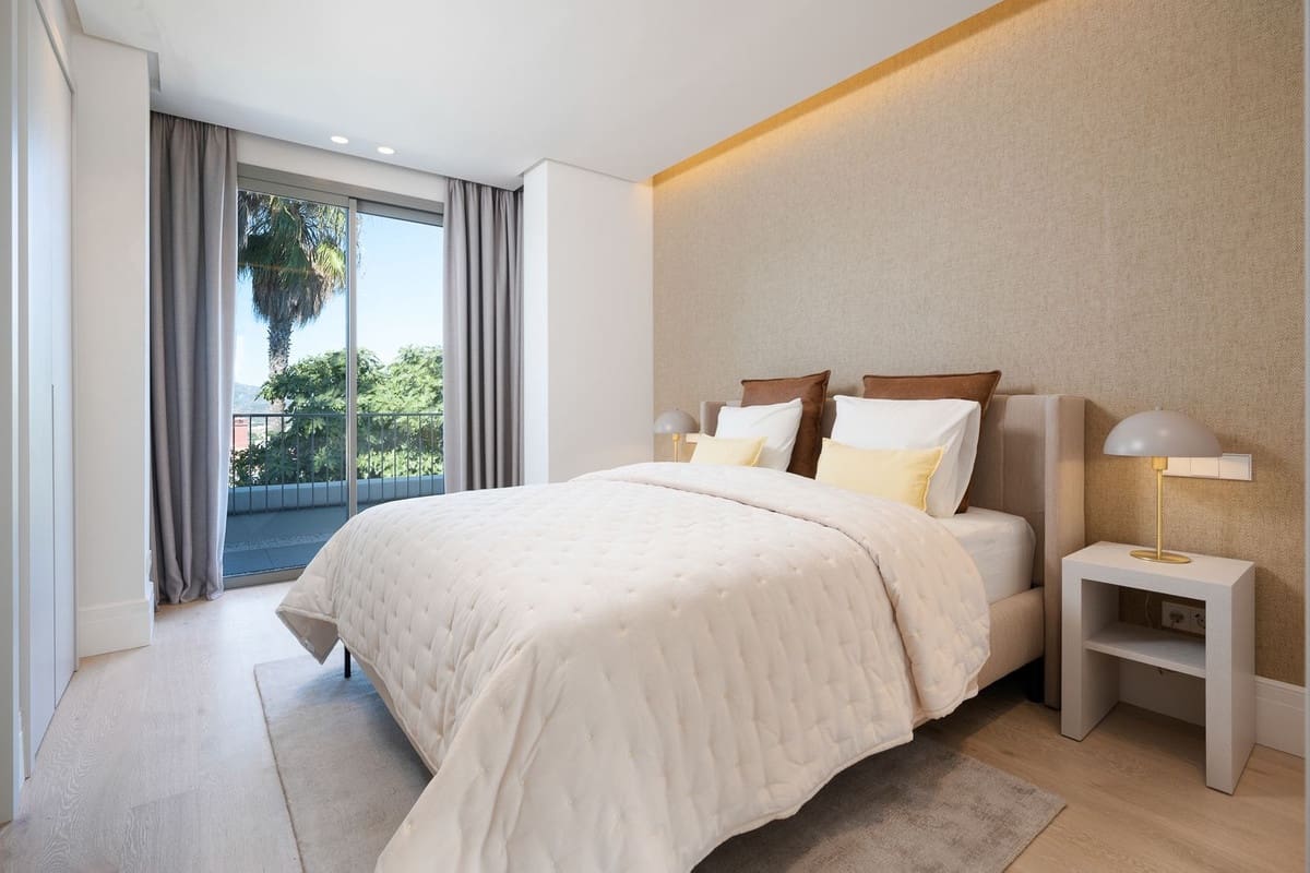 7 makuuhuone Huvila myytävänä paikassa La Quinta mukana uima-altaan 
autotalli - 9 000 000 € (Ref: 7070760)