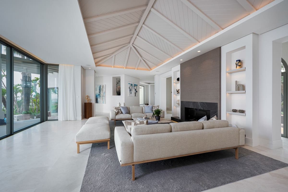 7 makuuhuone Huvila myytävänä paikassa La Quinta mukana uima-altaan 
autotalli - 9 000 000 € (Ref: 7070760)