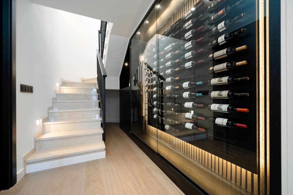 5 soverom Villa til salgs i La Quinta med svømmebasseng garasje - € 2 990 000 (Ref: 7070775)