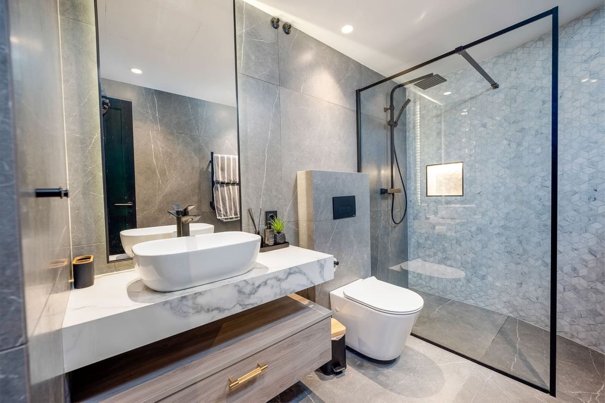 5 Zimmer Villa zu verkaufen in La Quinta mit Pool Garage - 2.990.000 € (Ref: 7070775)