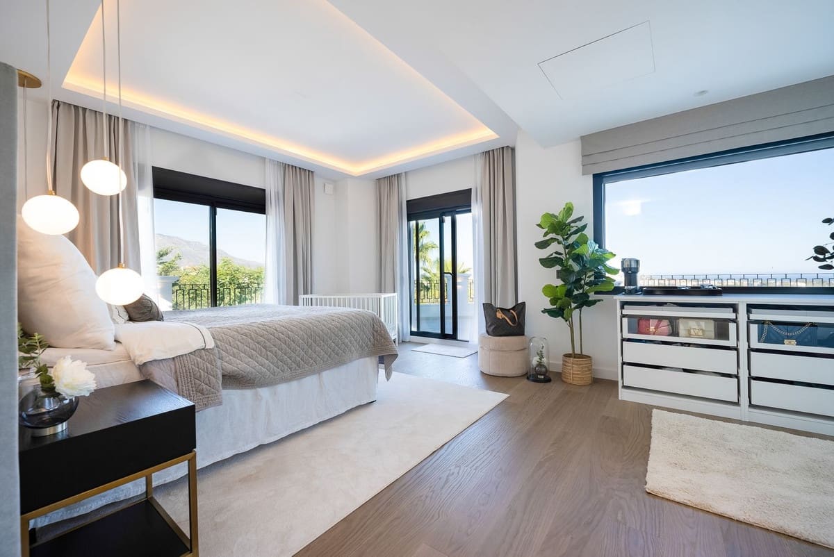 5 Zimmer Villa zu verkaufen in La Quinta mit Pool Garage - 2.990.000 € (Ref: 7070775)