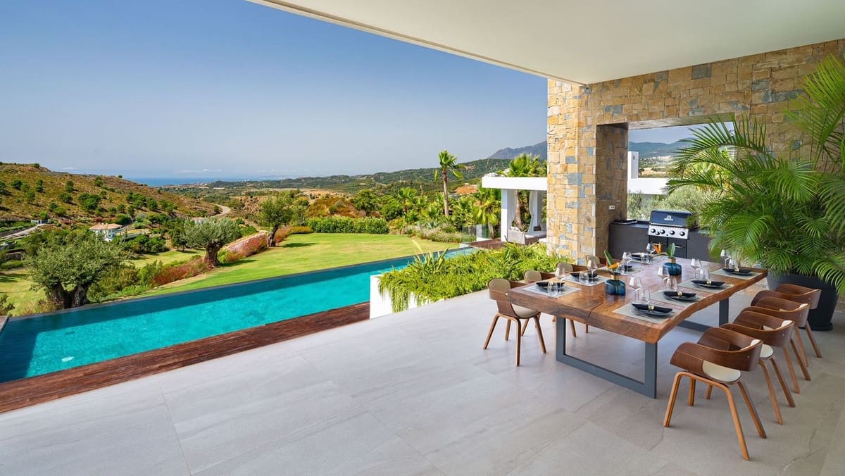 Chalet de 7 habitaciones en Benahavís en venta con piscina garaje - 9.500.000 € (Ref: 7070777)