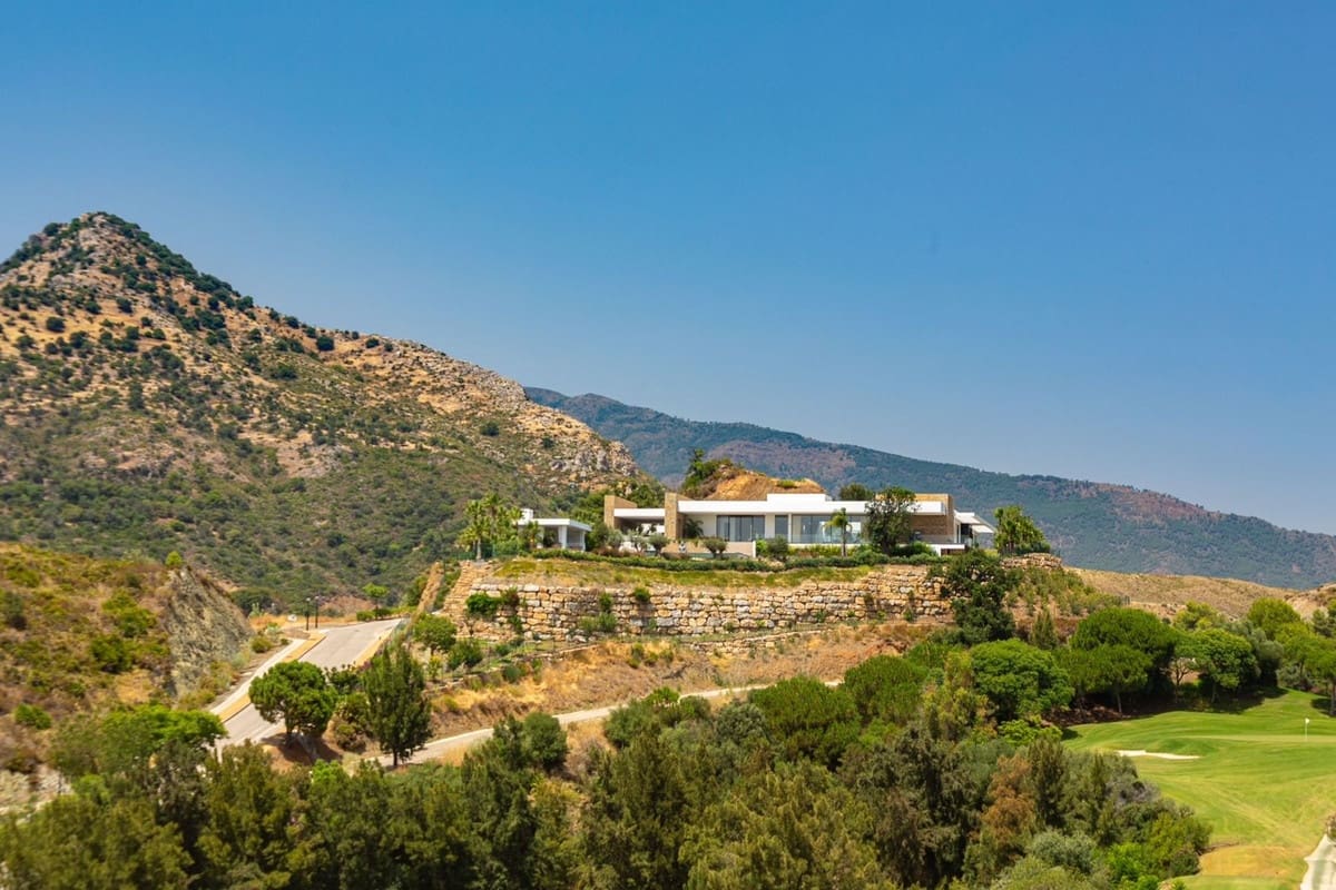 Chalet de 7 habitaciones en Benahavís en venta con piscina garaje - 9.500.000 € (Ref: 7070777)