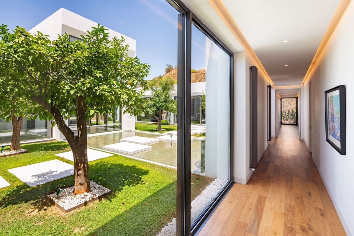 Chalet de 7 habitaciones en Benahavís en venta con piscina garaje - 9.500.000 € (Ref: 7070777)