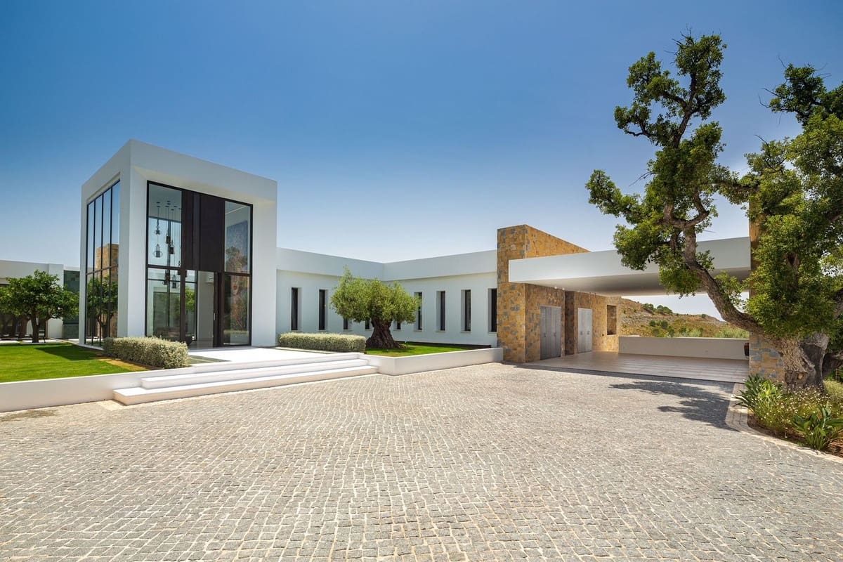 Chalet de 7 habitaciones en Benahavís en venta con piscina garaje - 9.500.000 € (Ref: 7070777)