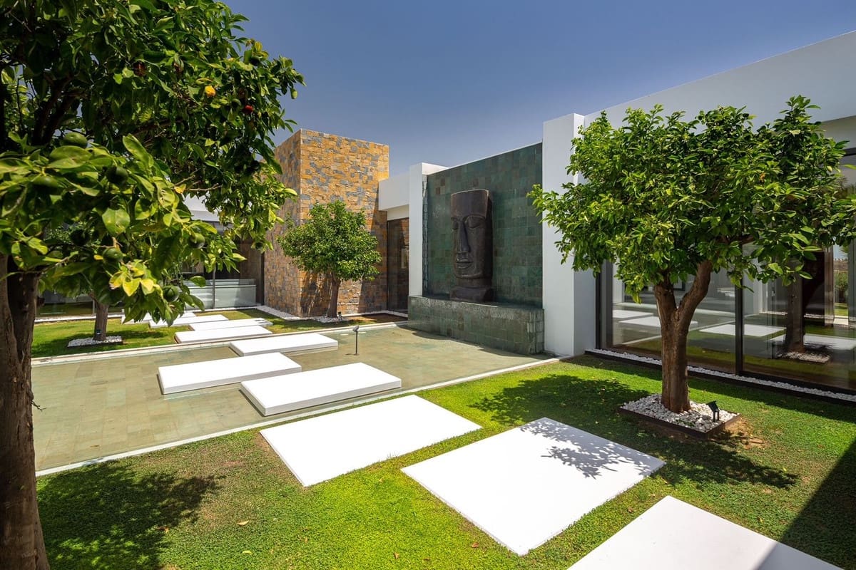 Chalet de 7 habitaciones en Benahavís en venta con piscina garaje - 9.500.000 € (Ref: 7070777)
