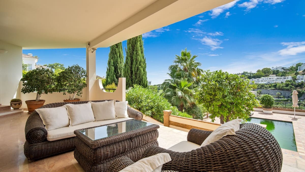 6 sovrum Villa till salu i Benahavis med pool garage - 3 400 000 € (Ref: 7070780)