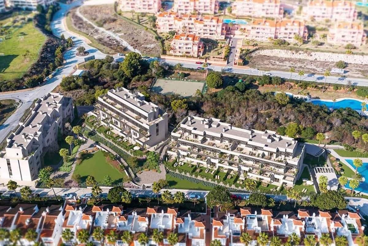 2 bedroom Apartment for sale in Mijas Costa with pool garage - € 312,000 (Ref: 7070798)