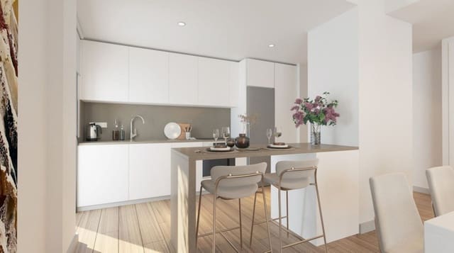 2 chambre Appartement à vendre à Estepona avec piscine garage - 330 000 € (Ref: 7070799)