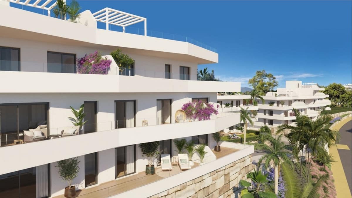 2 Zimmer Apartment zu verkaufen in Estepona mit Pool Garage - 330.000 € (Ref: 7070799)