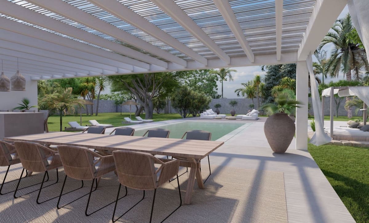 5 bedroom Villa for sale in Estepona with pool garage - € 4,995,000 (Ref: 7070801)