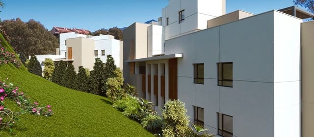 2 sypialnia Apartament na sprzedaż w Nueva Andalucia, Marbella z basenem garażem - 1 015 000 € (Ref: 7088064)