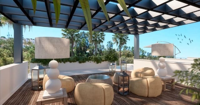 Chalet de 3 habitaciones en Estepona en venta con piscina garaje - 925.000 € (Ref: 7136104)