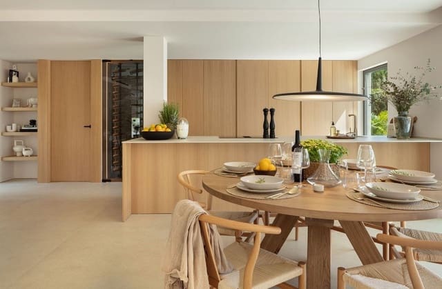 5 bedroom Villa for sale in Nueva Andalucia, Marbella with pool garage - € 3,795,000 (Ref: 7141265)