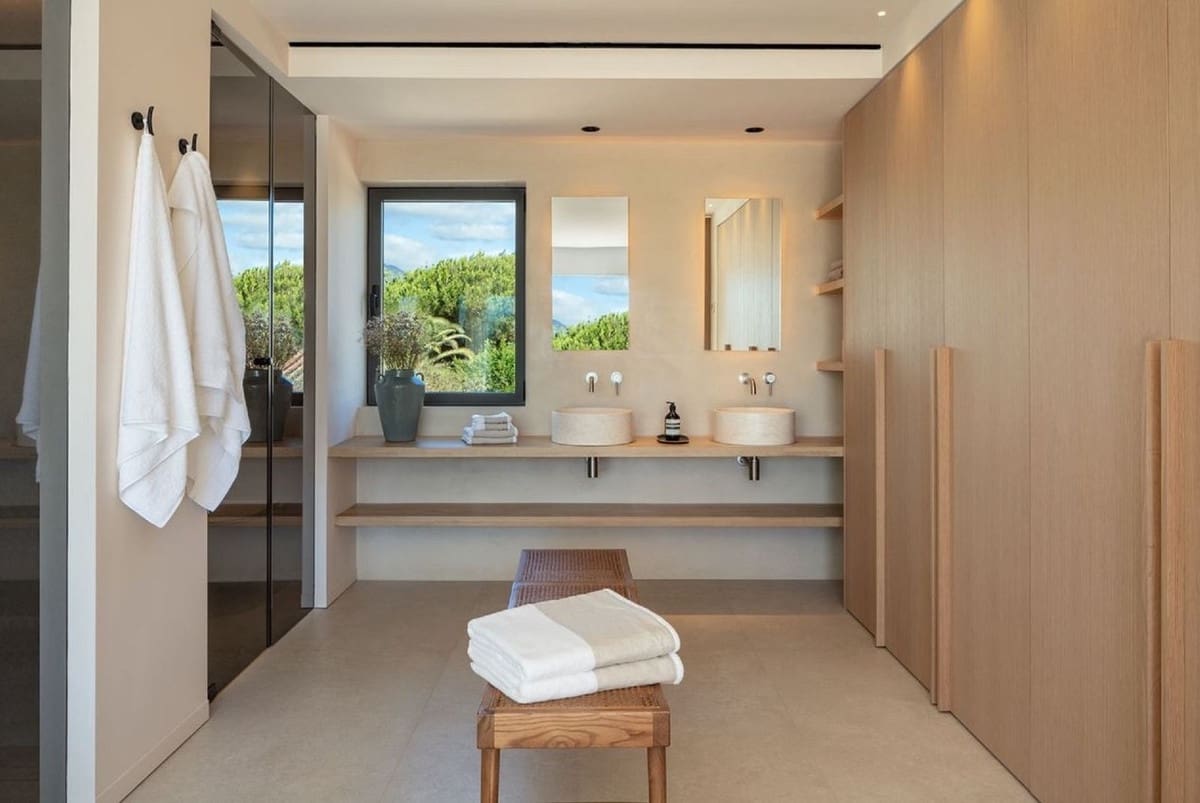 5 bedroom Villa for sale in Nueva Andalucia with pool garage - € 3,795,000 (Ref: 7141265)