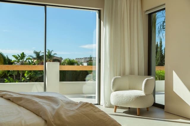 5 chambre Villa/Maison à vendre à Nueva Andalucia, Marbella avec piscine garage - 3 795 000 € (Ref: 7141265)