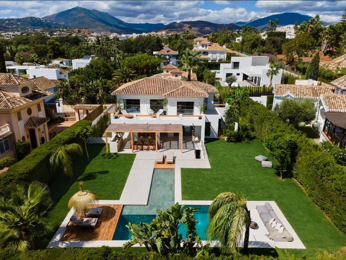 5 quarto Moradia para venda em Nueva Andalucia com piscina garagem - 3 795 000 € (Ref: 7141265)