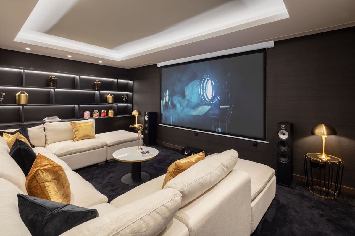 6 sovrum Villa till salu i Nueva Andalucia med pool garage - 6 995 000 € (Ref: 7219377)