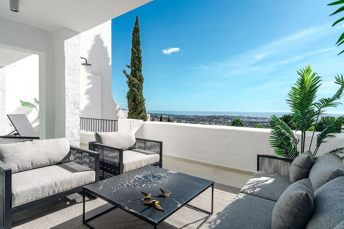 3 sovrum Lägenhet till salu i Benahavis med pool garage - 995 000 € (Ref: 7224553)