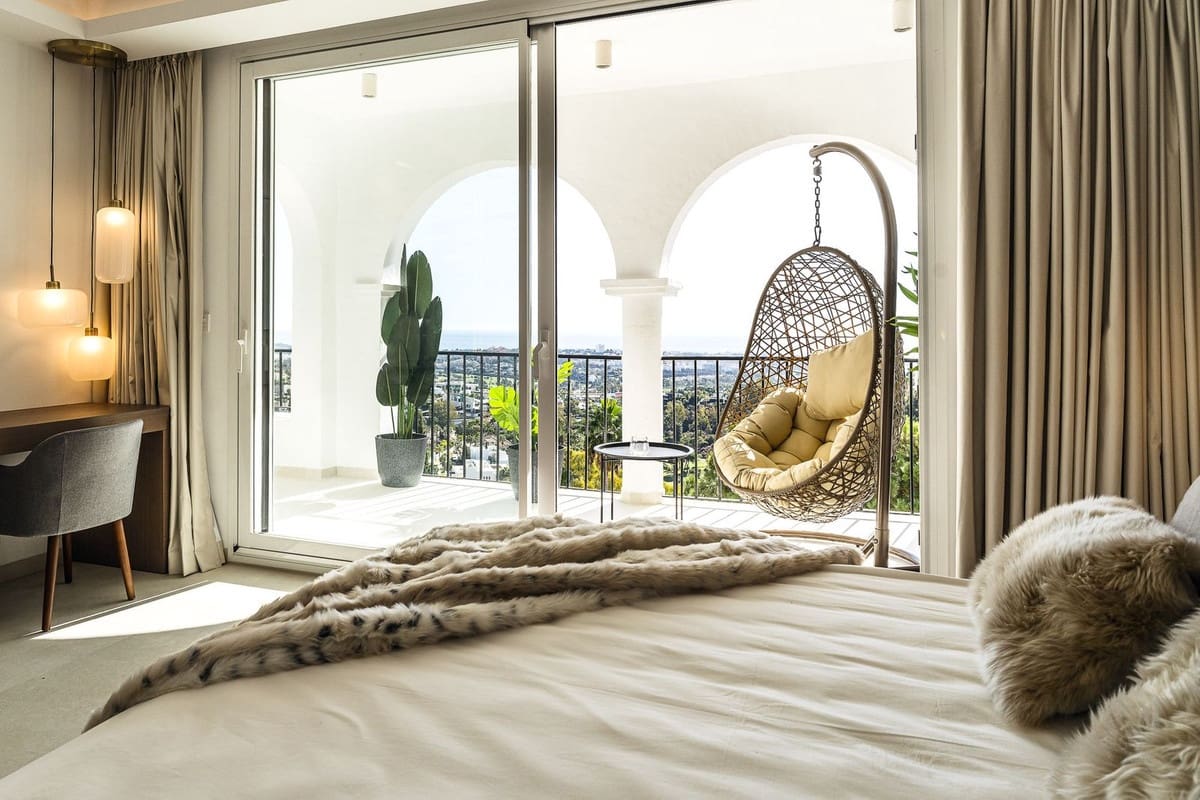 3 sovrum Lägenhet till salu i Benahavis med pool garage - 995 000 € (Ref: 7224553)