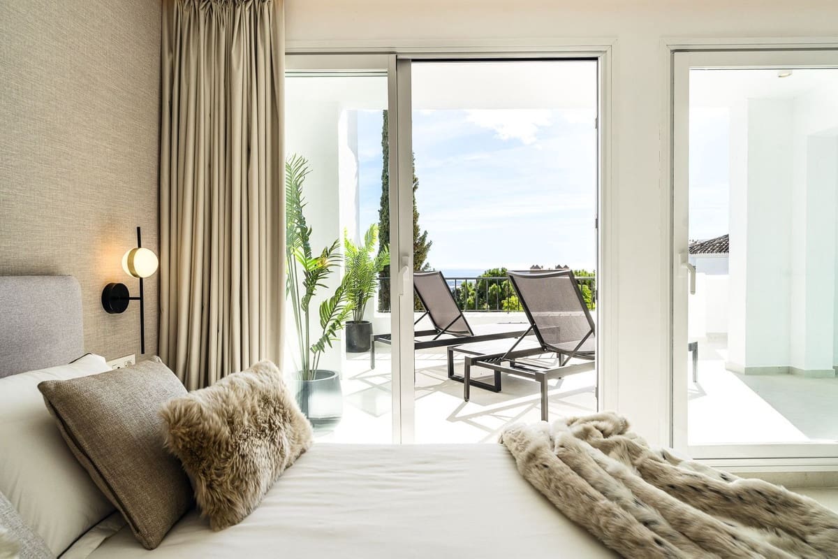 3 sovrum Lägenhet till salu i Benahavis med pool garage - 995 000 € (Ref: 7224553)