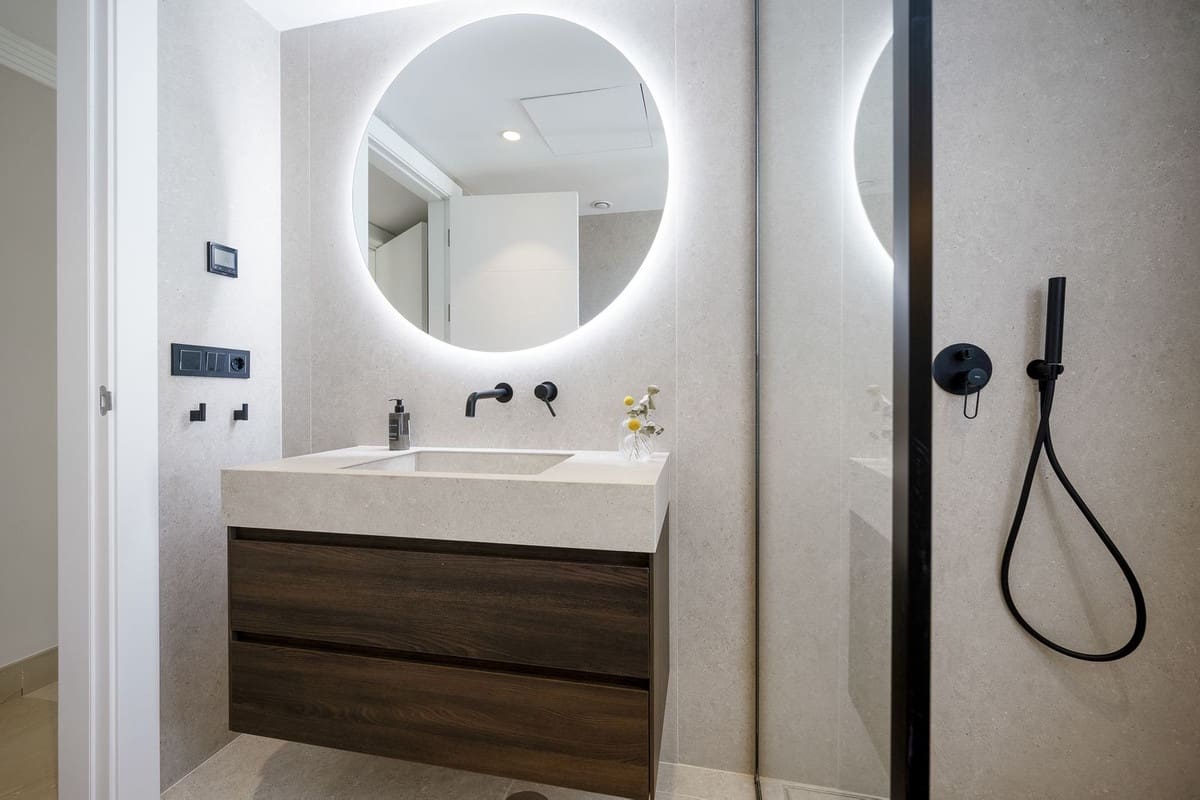 7 bedroom Villa for sale in Benahavis with pool garage - € 5,950,000 (Ref: 7302645)