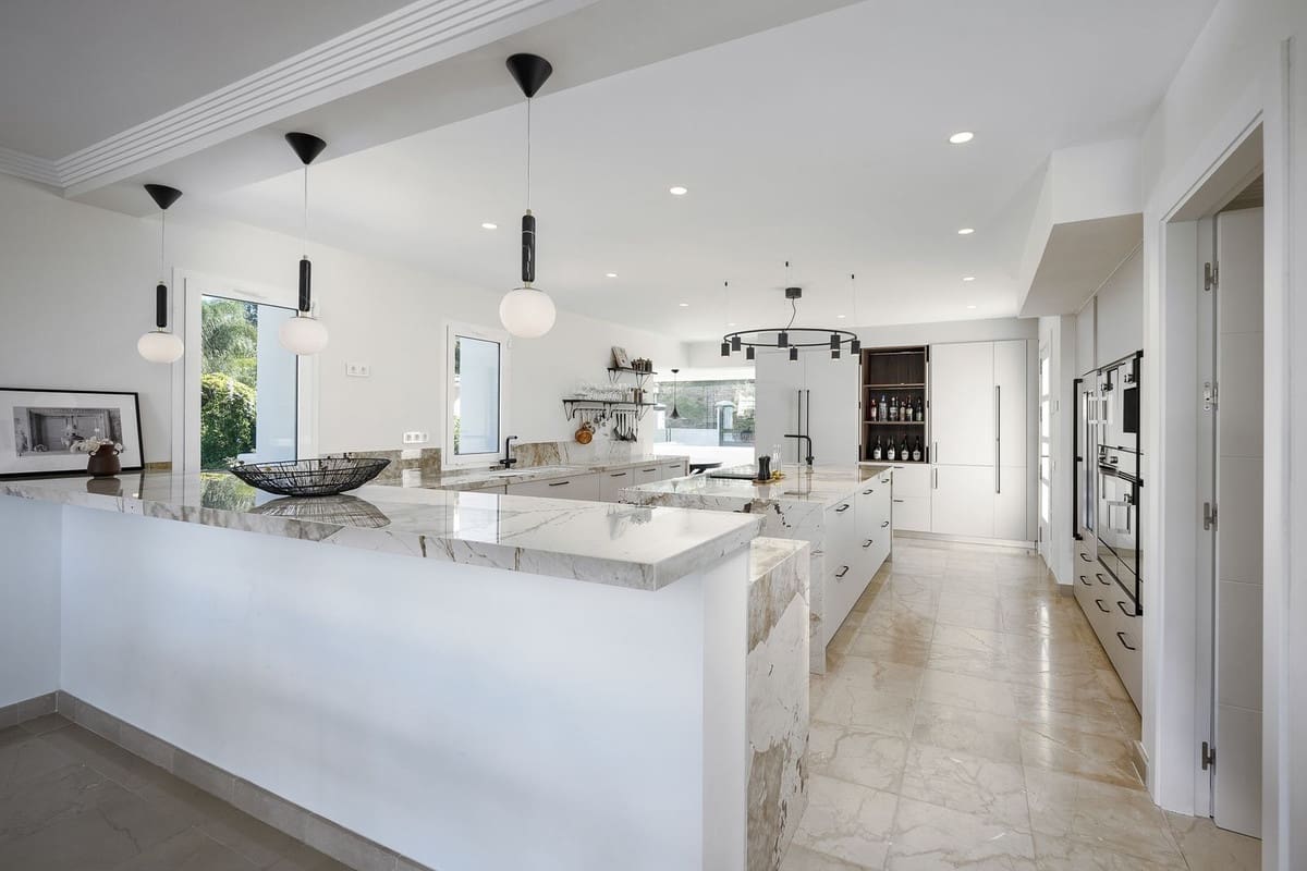 7 soveværelse Villa til salg i Benahavis med swimmingpool garage - € 5.950.000 (Ref: 7302645)
