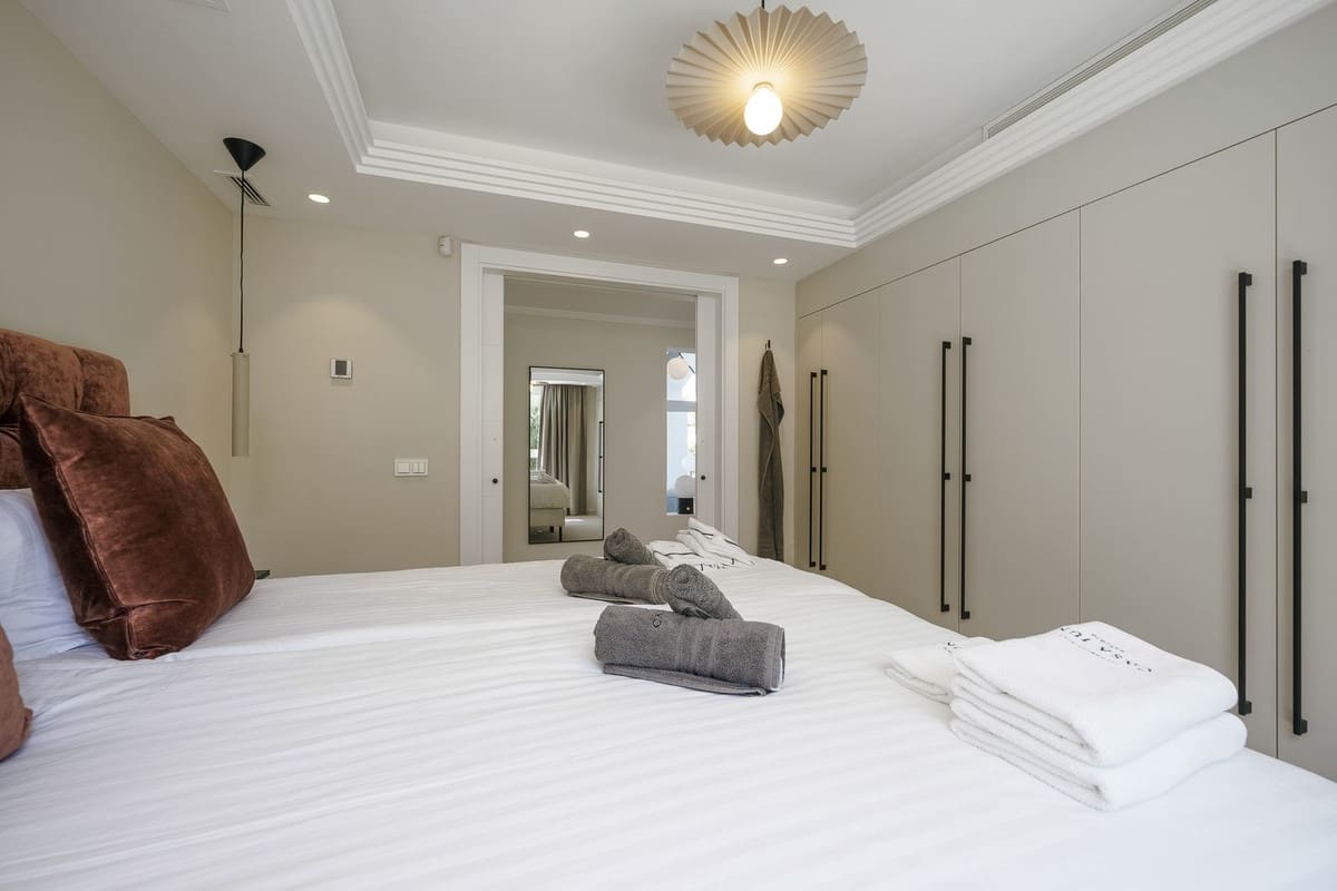 7 soveværelse Villa til salg i Benahavis med swimmingpool garage - € 5.950.000 (Ref: 7302645)