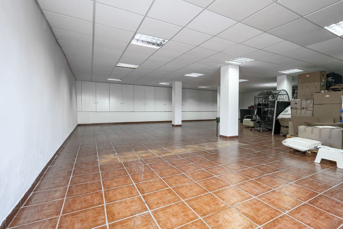 5 sovrum Villa till salu i Nueva Andalucia med pool garage - 2 300 000 € (Ref: 7306573)