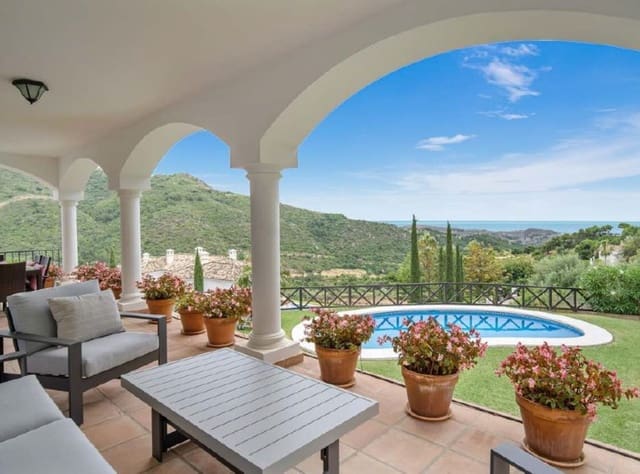 4 Zimmer Villa zu verkaufen in Benahavís mit Pool Garage - 1.995.000 € (Ref: 7330785)