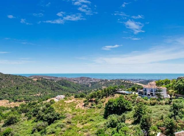 4 Zimmer Villa zu verkaufen in Benahavís mit Pool Garage - 1.995.000 € (Ref: 7330785)