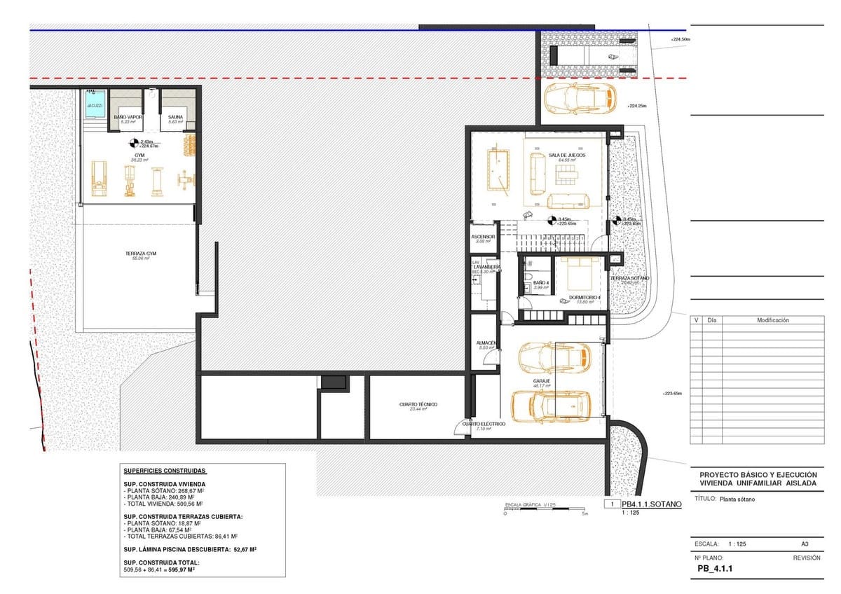 4 bedroom Villa for sale in Marbella with pool garage - € 4,400,000 (Ref: 7340935)