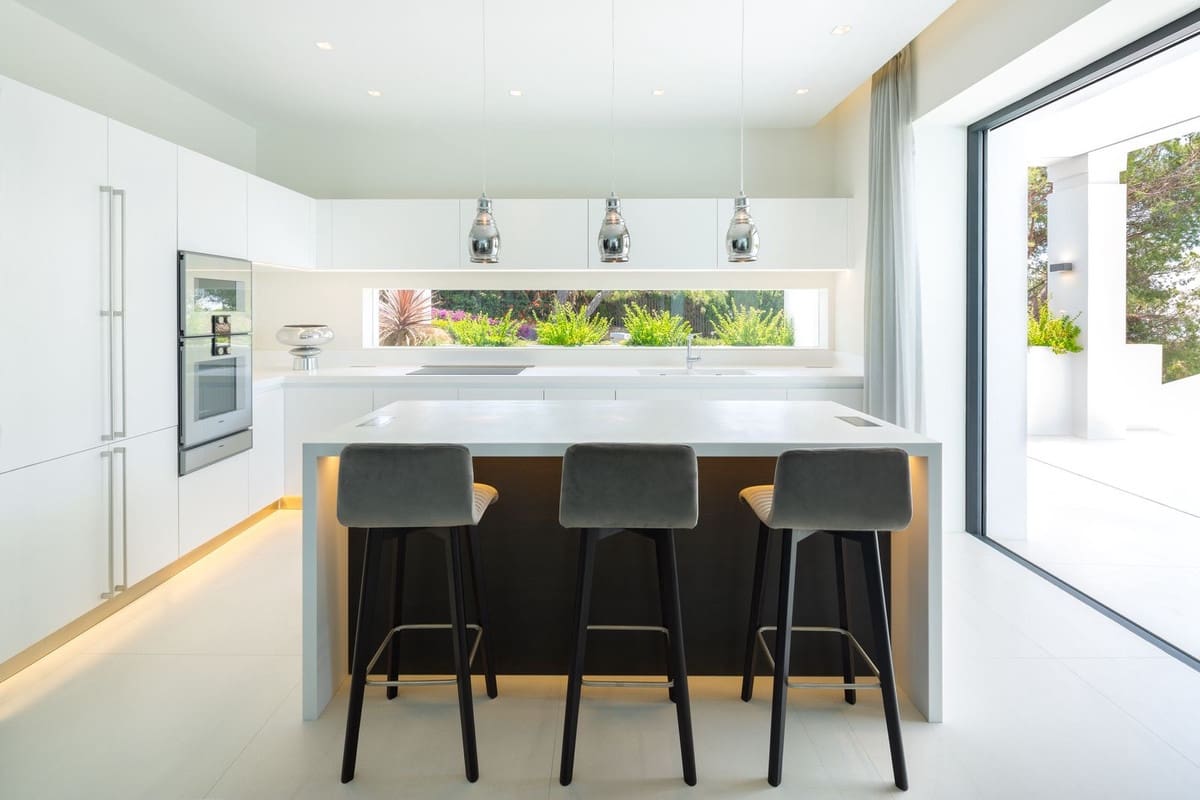 Chalet de 5 habitaciones en Marbella en venta con piscina garaje - 5.295.000 € (Ref: 7376636)