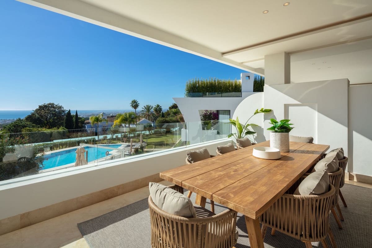Apartamento de 3 habitaciones en Marbella en venta con piscina garaje - 3.250.000 € (Ref: 7405858)