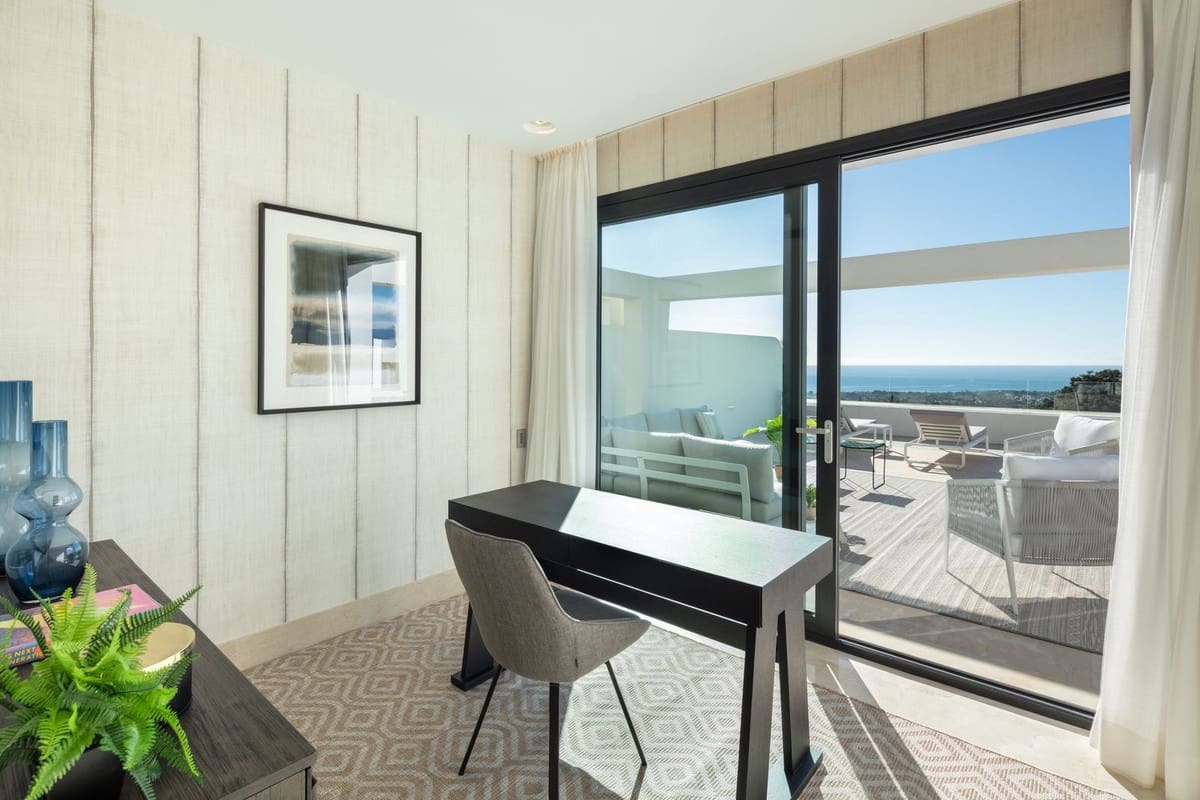 Apartamento de 3 habitaciones en Marbella en venta con piscina garaje - 3.250.000 € (Ref: 7405859)