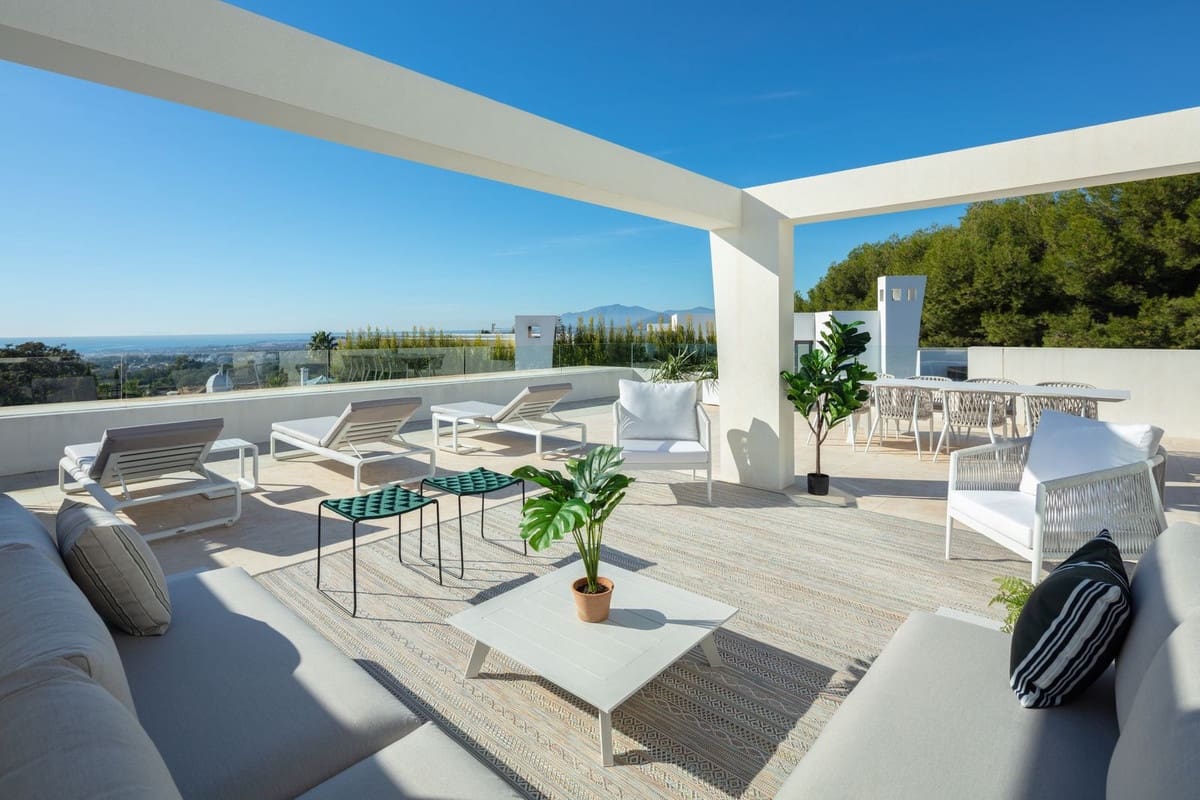 3 bedroom Apartment for sale in Marbella with pool garage - € 3,250,000 (Ref: 7405859)