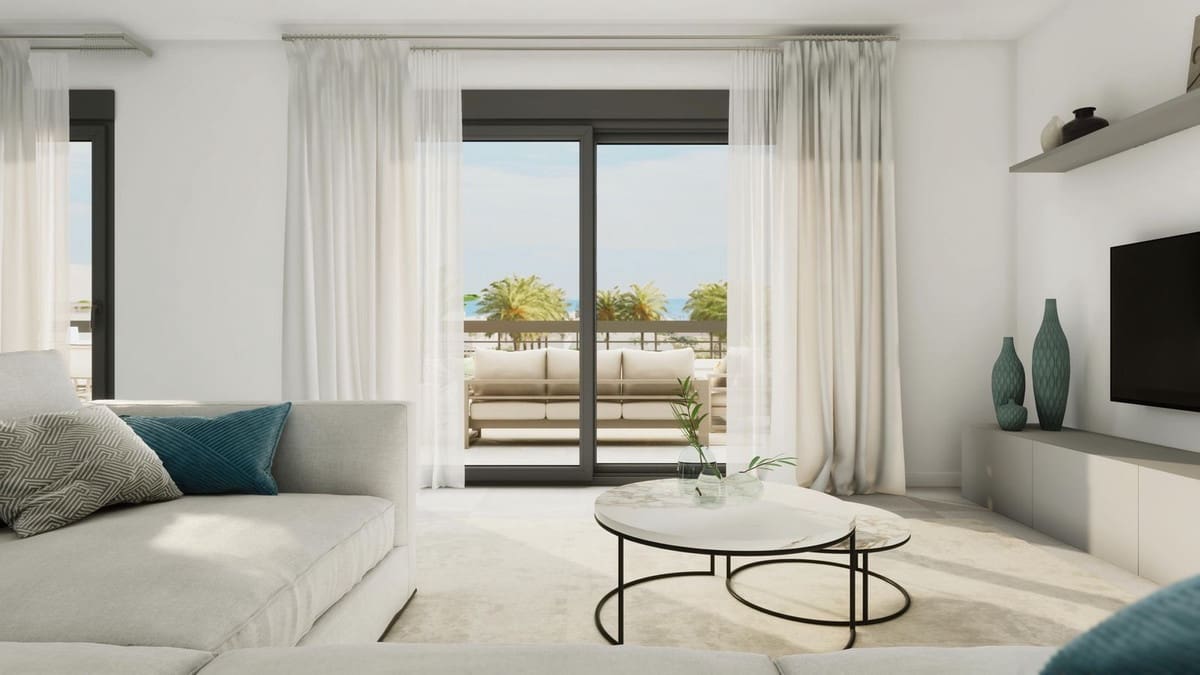 2 bedroom Apartment for sale in Estepona with pool - € 450,000 (Ref: 7502847)
