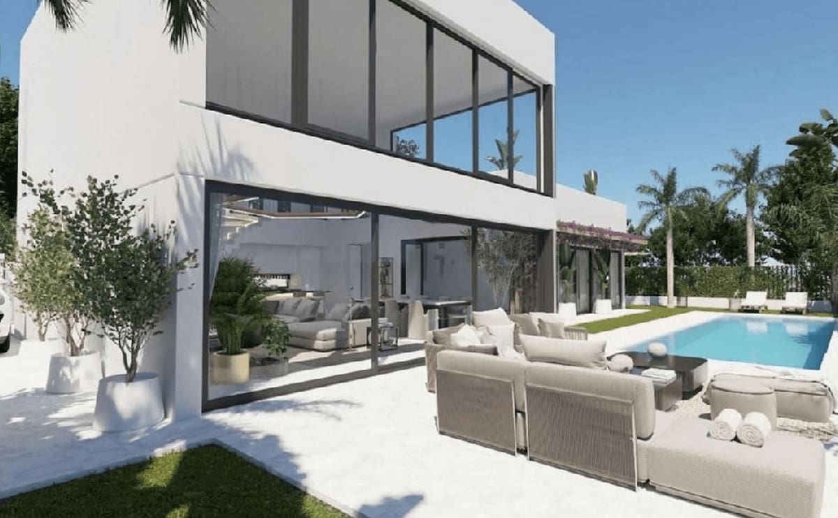 3 Zimmer Villa zu verkaufen in Estepona mit Pool Garage - 1.200.000 € (Ref: 7504990)