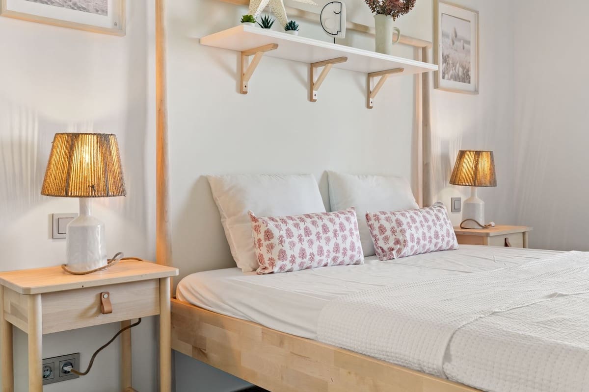 3 bedroom Penthouse for sale in Estepona with pool garage - € 739,000 (Ref: 7598599)