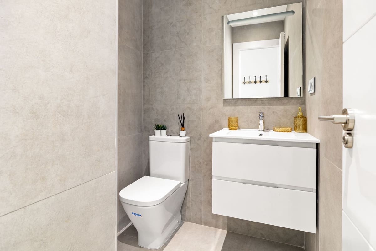 3 slaapkamer Penthouse te koop in Estepona met zwembad garage - € 739.000 (Ref: 7598599)