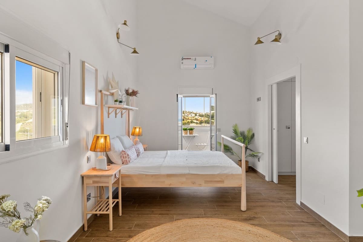 3 slaapkamer Penthouse te koop in Estepona met zwembad garage - € 739.000 (Ref: 7598599)