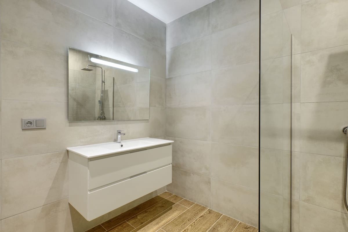 3 bedroom Penthouse for sale in Estepona with pool garage - € 719,000 (Ref: 7601851)