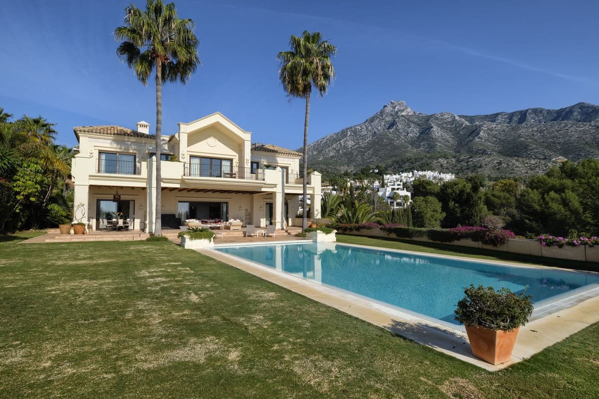 Chalet de 5 habitaciones en Marbella en venta con piscina garaje - 4.900.000 € (Ref: 7617146)