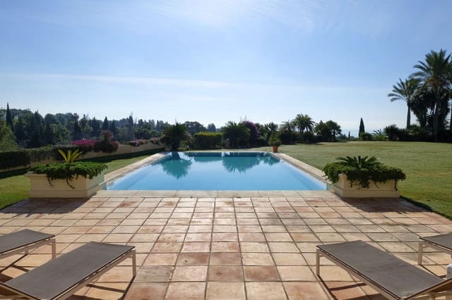 5 bedroom Villa for sale in Marbella with pool garage - € 4,900,000 (Ref: 7617146)
