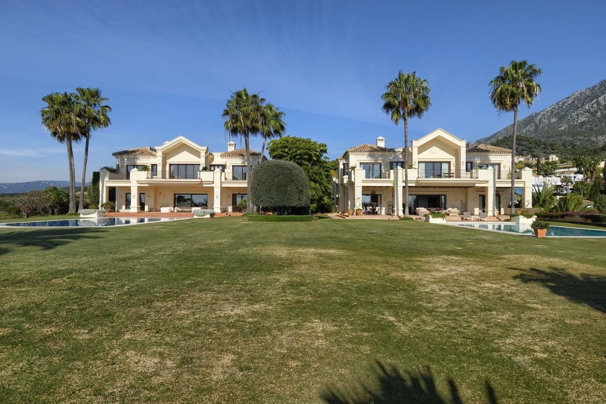 5 makuuhuone Huvila myytävänä paikassa Marbella mukana uima-altaan 
autotalli - 4 900 000 € (Ref: 7617146)